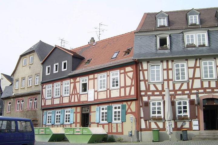 Sanierung und Umbau, Fachwerkhaus in Höchst